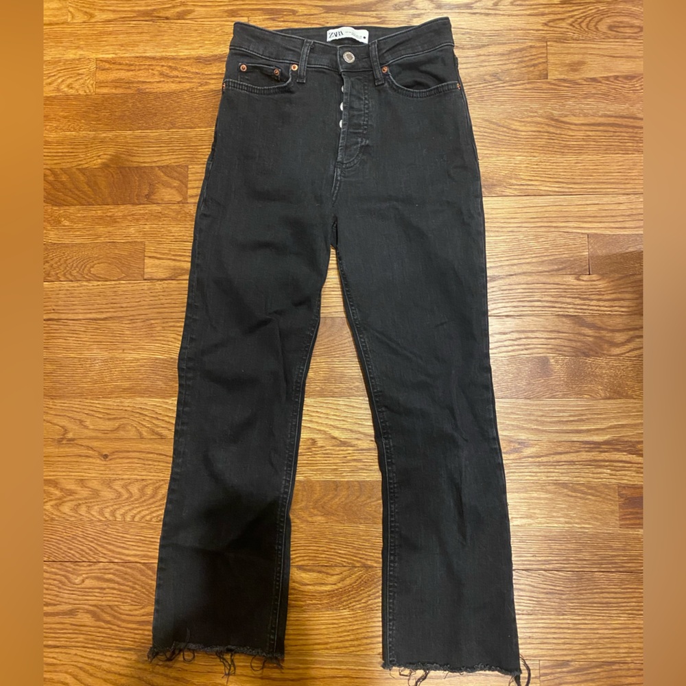 Zara black mid rise crop flare